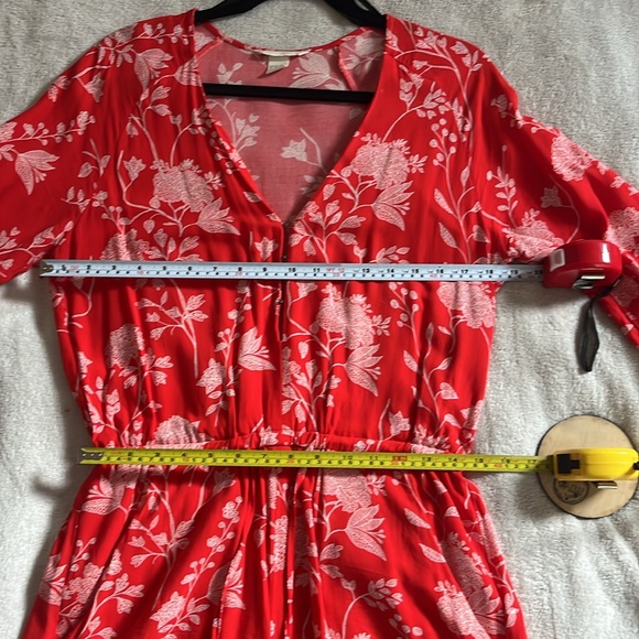 Red Floral Romper - Picture 4 of 4